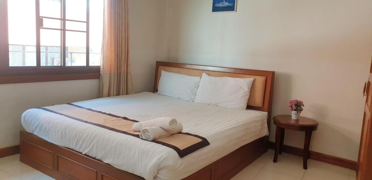 Navy Home Hotel โรงแรมเนวี่โฮม Mae Sai Esterno foto